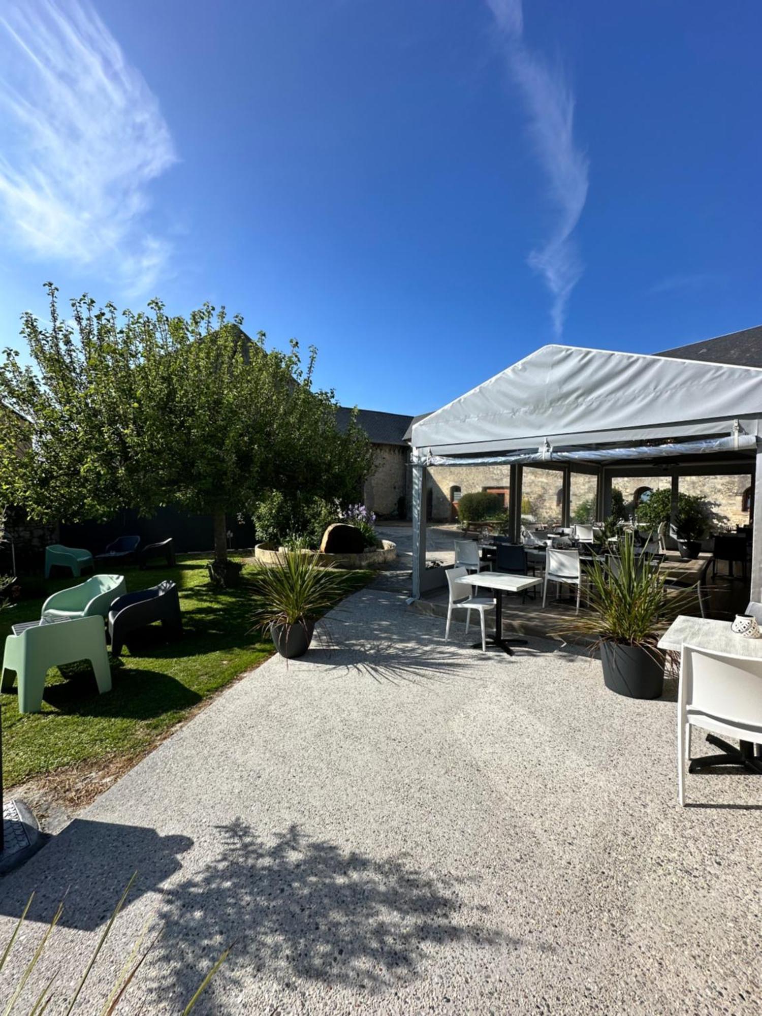 Hotel Restaurant Le Clos De L 'Ancien Pressoir Commes Экстерьер фото